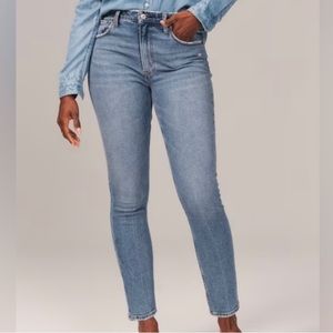 Abercrombie & Fitch The Skinny High Rise Jean Curve Love Medium Size 16 Long